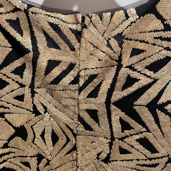 Marina Gold and Black Sequin Cocktail Dress - size 6 - Picture 3 of 8